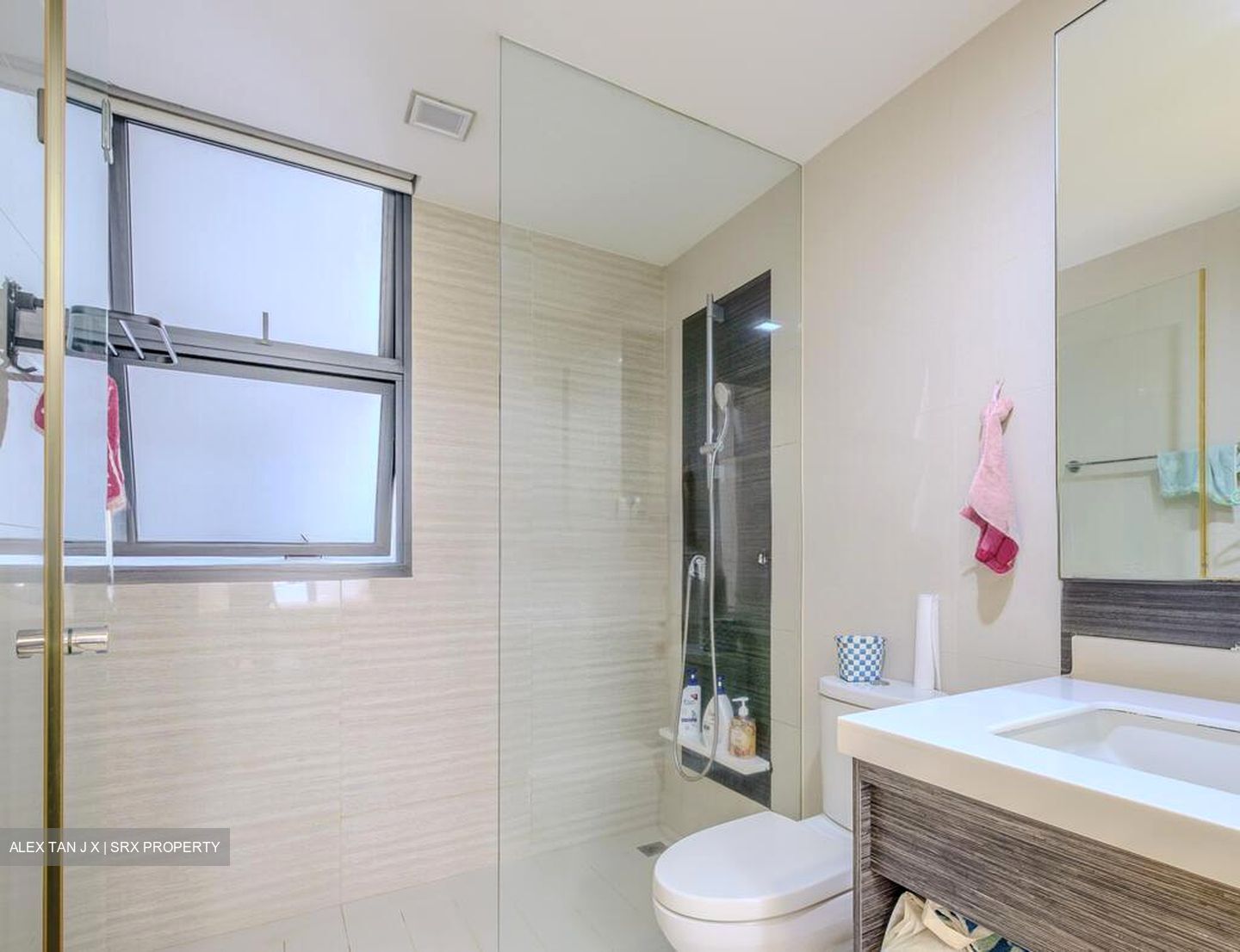 Blossom Residences (D23), Condominium #502121611